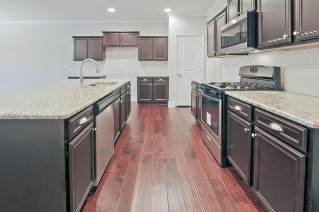 Building Photo - 4331 Greys Rise Way SW