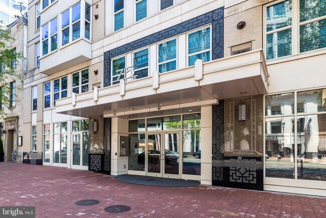 Foto del edificio - 715 6th St NW