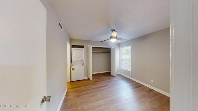 Building Photo - 2887 Post St