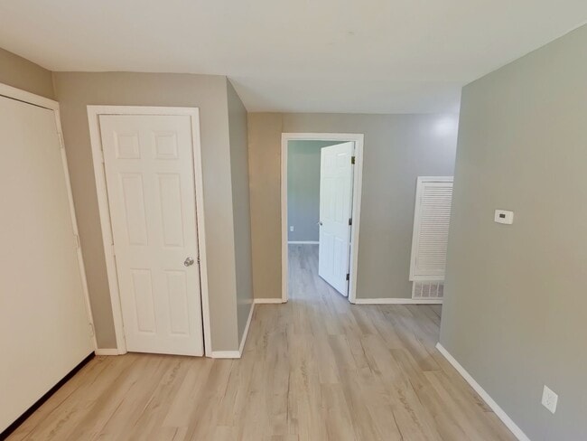 Building Photo - 1849 S Spruce St