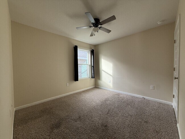 Building Photo - 4611 Reveille Wy