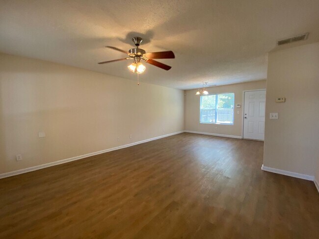 Foto del edificio - BRIDGEWATER HOME! PRE-LEASING FOR AUGUST 2026!