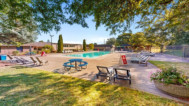 Photo du bâtiment - Berkshire Apartments & Townhomes
