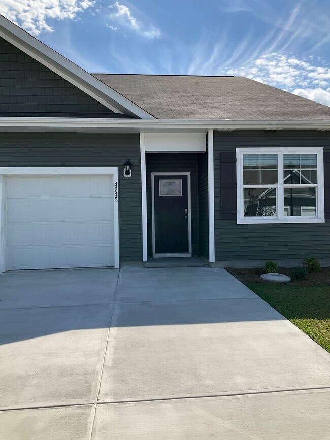 Foto del edificio - Welcome to this stunning townhouse in Leland, NC!