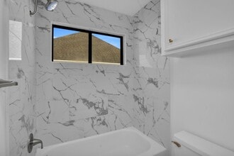 Building Photo - 12411 Exbury Ct