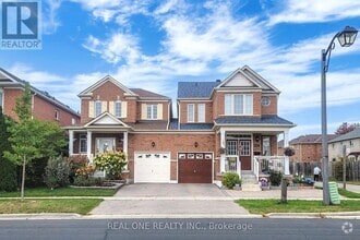 Building Photo - 252 Stonebridge Dr