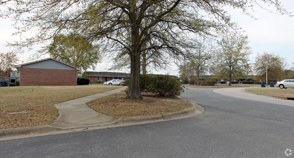 Exterior - Homewood Apartments