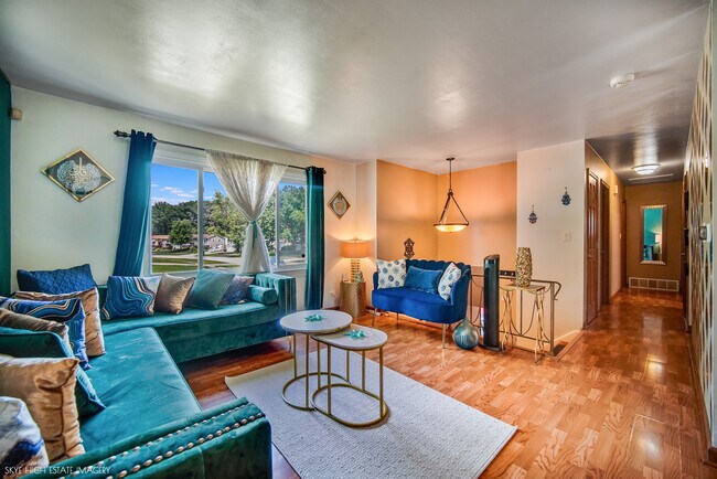 Foto del edificio - 2905 Edgewood Pkwy