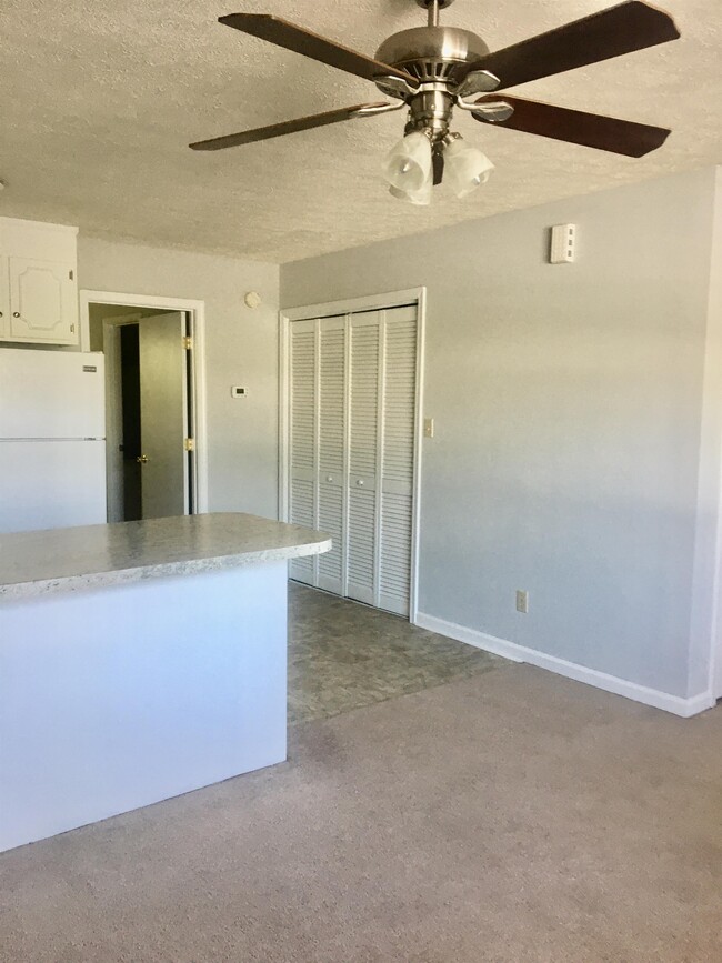 Foto del edificio - 1192 Homestead Garden Ct