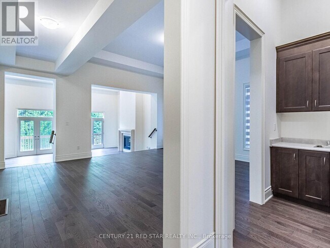 Photo du bâtiment - 192 Farrell Rd