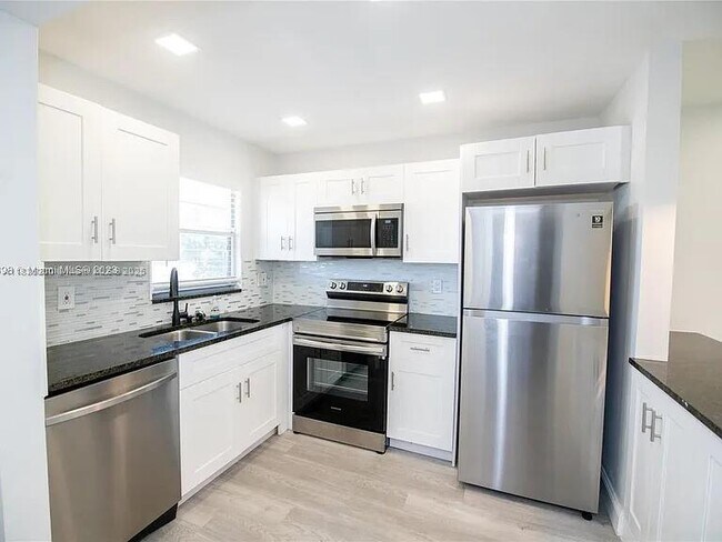 Foto del edificio - 2755 W Atlantic Ave