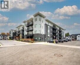 Building Photo - 110 Fergus Ave