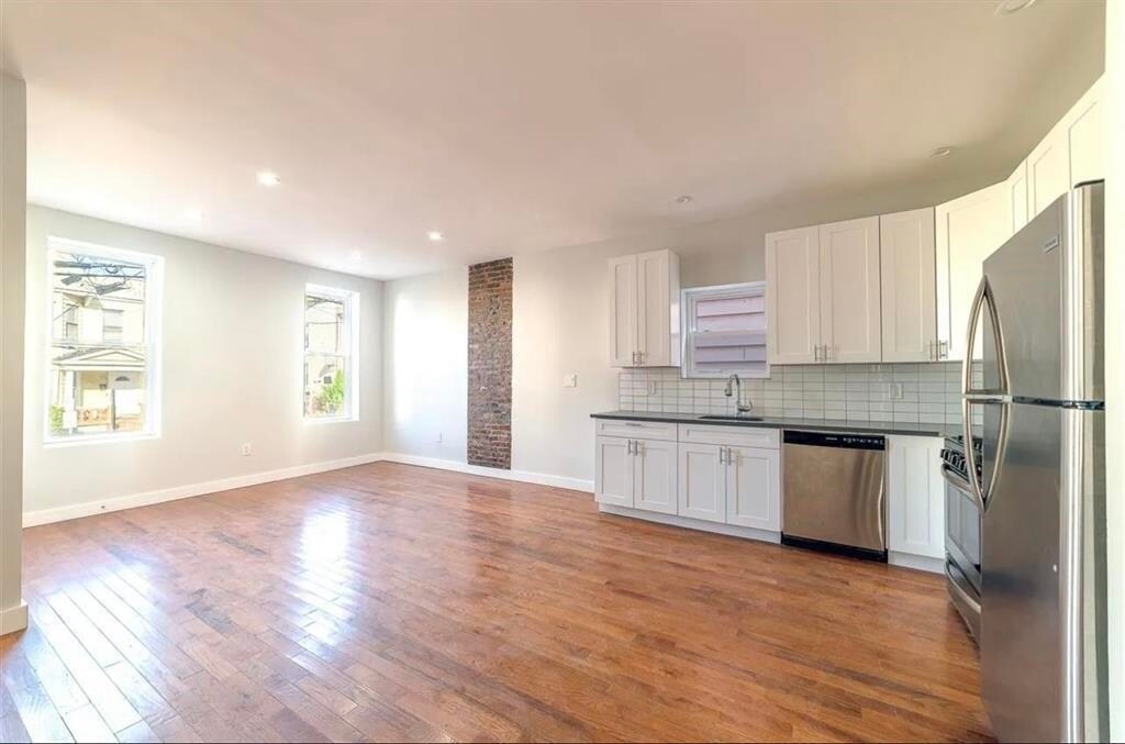 Foto principal - 83 Woodlawn Ave