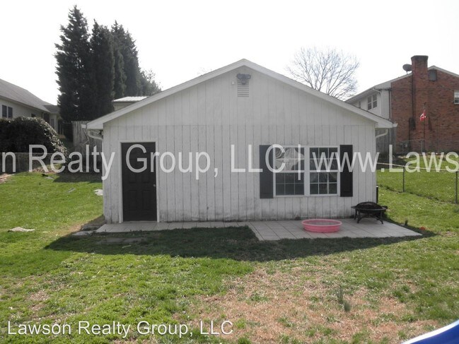 Building Photo - 3 br, 2 bath House - 1917 Burma Rd
