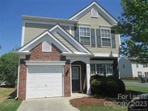Building Photo - 2029 Chinabrook Ct