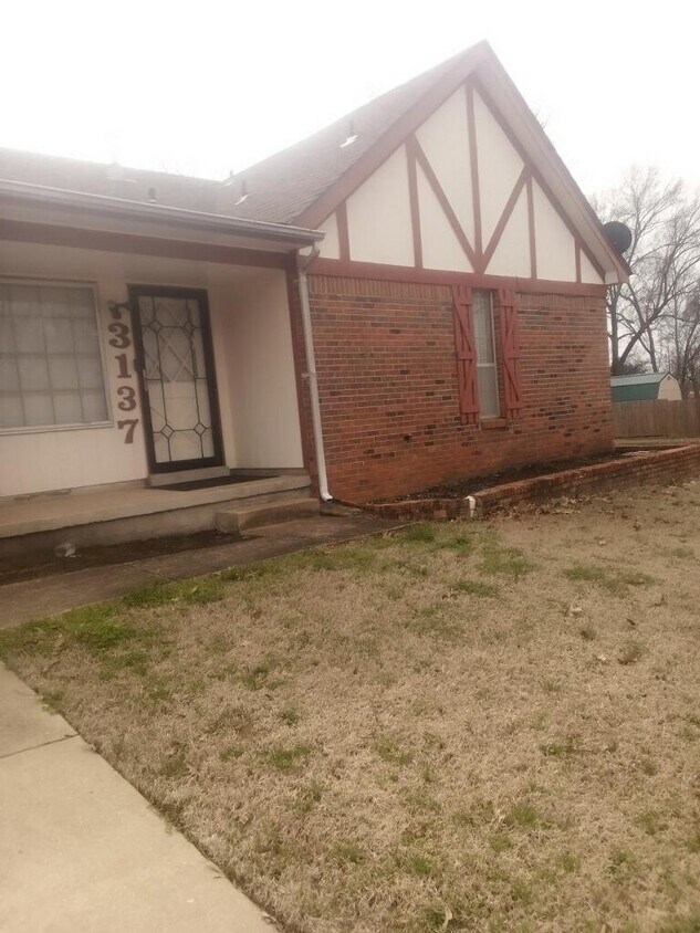 Foto principal - 3137 Mackham Ave