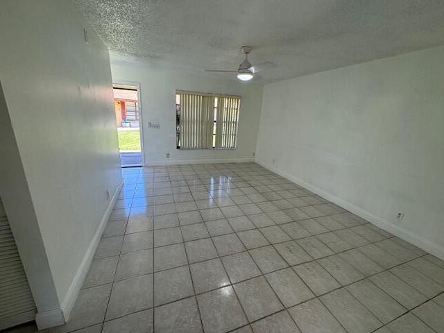 Building Photo - 4355 Royal Banyan Way