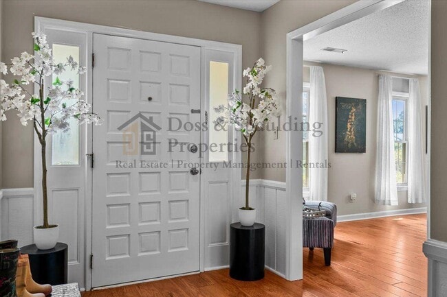 Foto del edificio - 1480 Spring Hill Cir