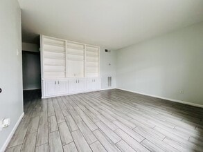 Building Photo - 5123 Del Monte Dr