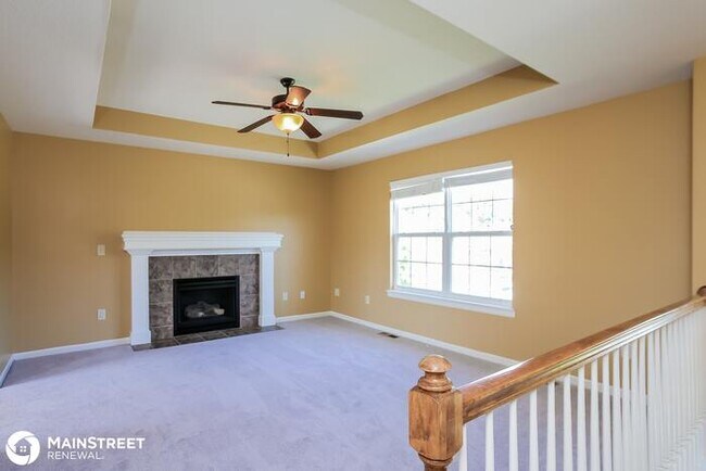 Building Photo - 1603 NW Hilltop Ln