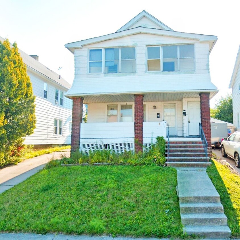 Foto principal - 4921 E 85th St