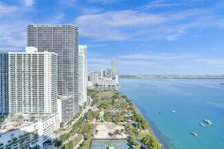 Building Photo - 1717 N Bayshore Dr