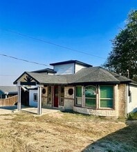 Building Photo - 2530 Sylvia St