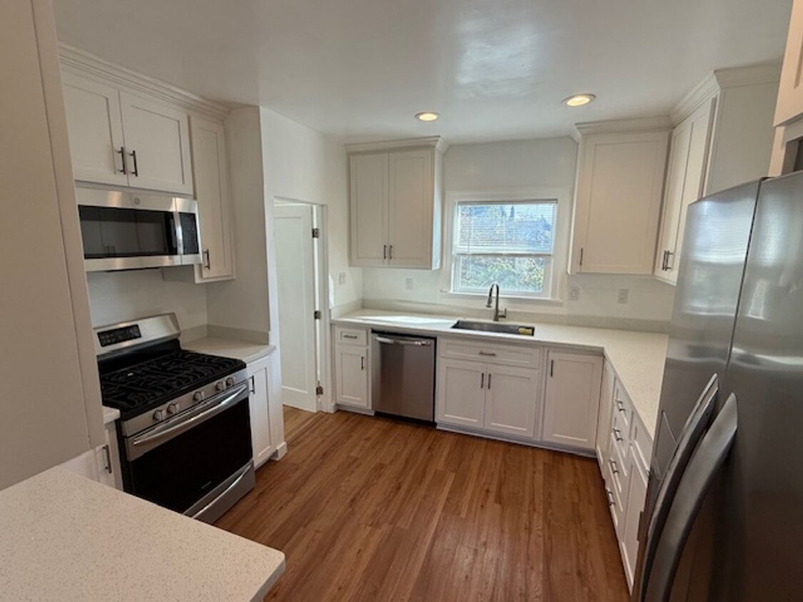 Foto principal - Lovely 3-Bedroom Vallejo Home with 1-Car G...