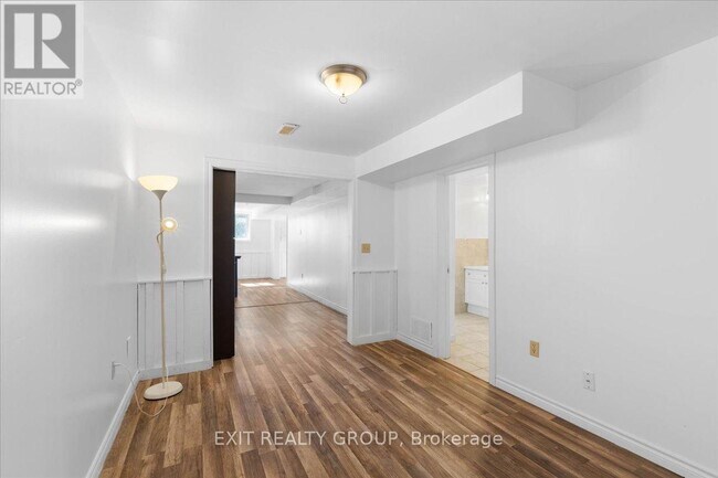 Photo du bâtiment - 506 Moneymore Rd