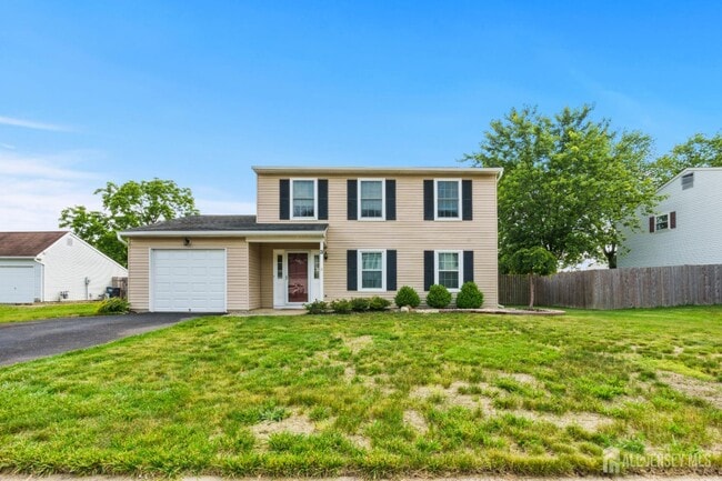 Building Photo - 3 Mendon Dr