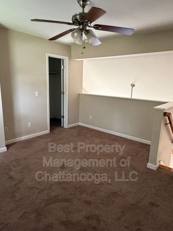 Foto del edificio - 4683 Cary Ln
