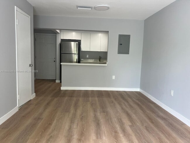 Foto del edificio - 7820 NE Bayshore Ct