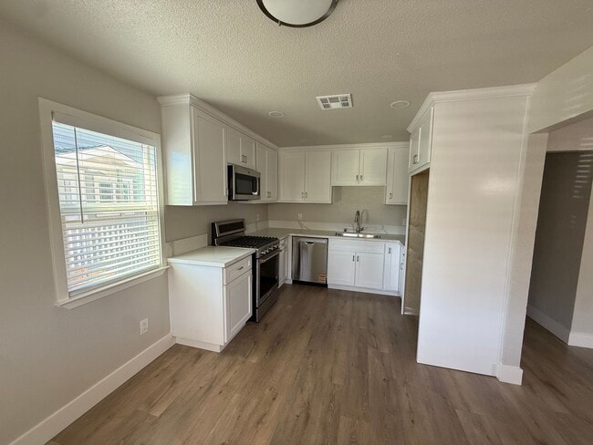 Photo - 3 Bed| 2 Bath | 1153 SF | Private Driveway | Single Story | Tenant pays $175 monthly for WS&G House