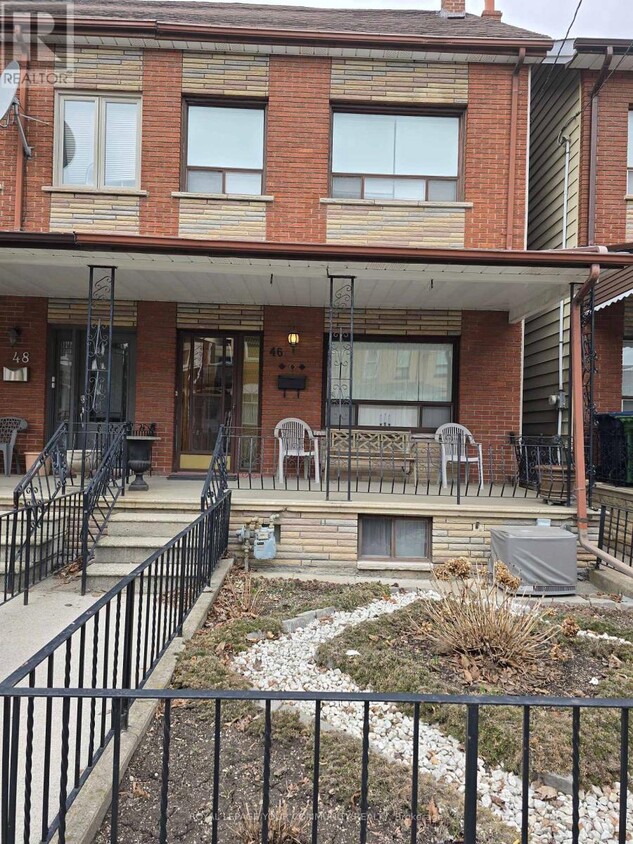Primary Photo - 46 Ulster St