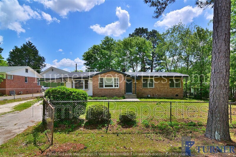 Foto principal - 1906 Woodfield Dr