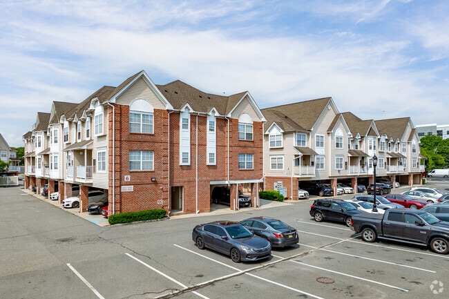 Meridian Square - Building Photo - Meridian Terrace