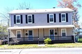 Primary Photo - 172 Main St