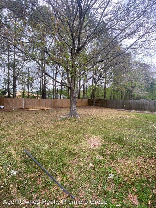 Foto del edificio - 3 br, 2 bath House - 347 Water Oak Dr