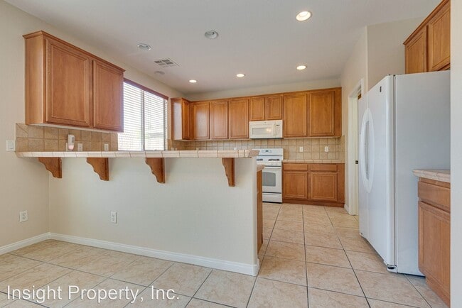 Building Photo - 3 br, 2.5 bath House - 7432 Atacama Ave.