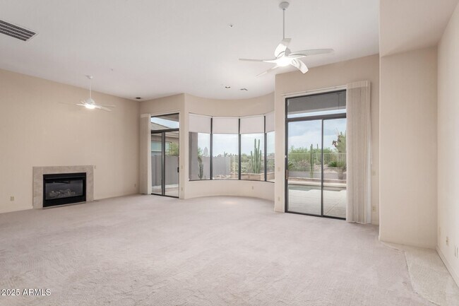 Foto del edificio - 34748 N 93rd Pl