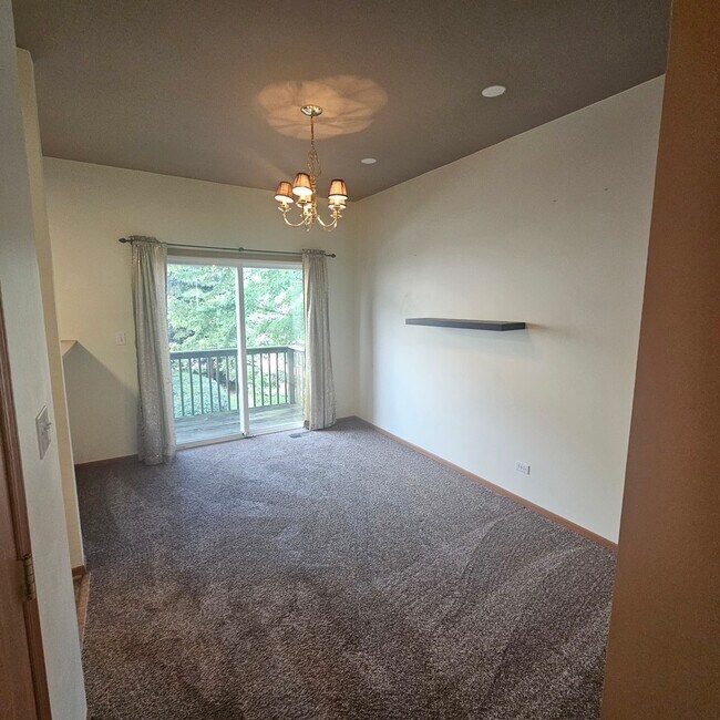 Foto del edificio - 1105 Village Center Pkwy