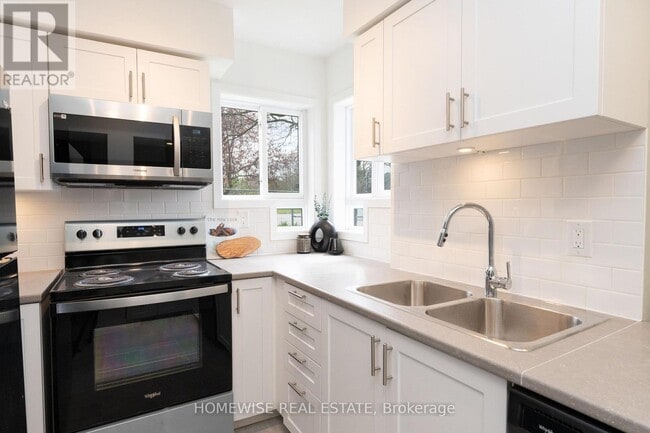Building Photo - 240 Ormond Dr