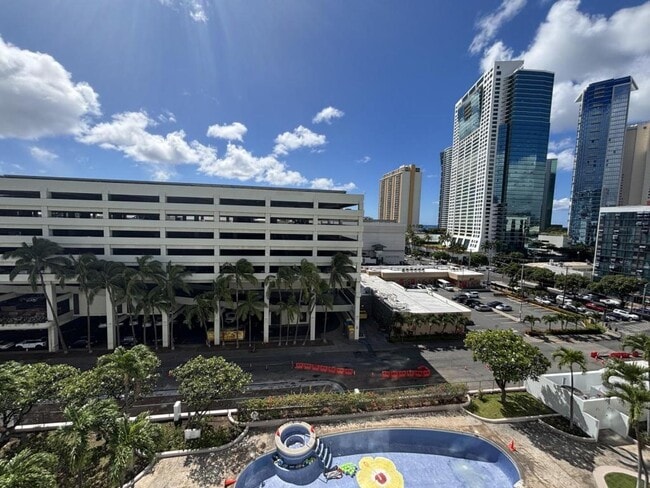 Foto del edificio - 1341 Kapiolani Blvd