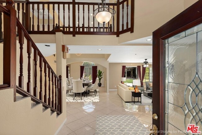 Building Photo - 68933 Risueno Rd