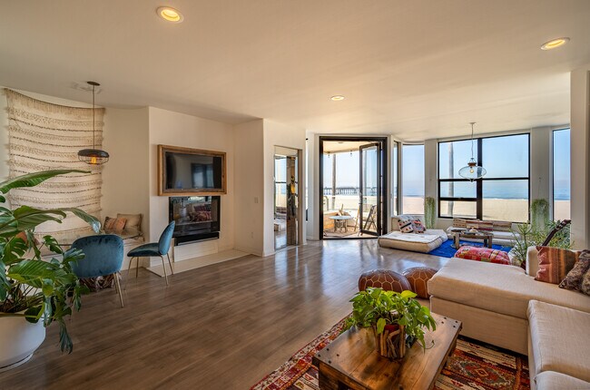 Foto del edificio - 2815 Ocean Front Walk