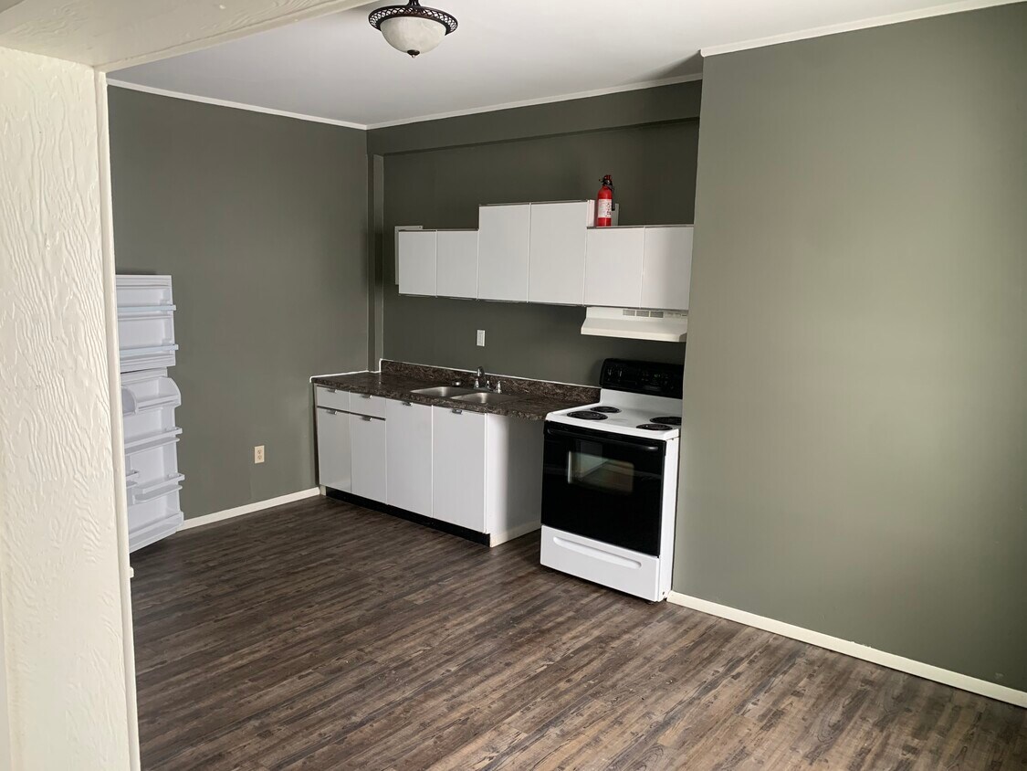 Kitchen - 7504 NY-177