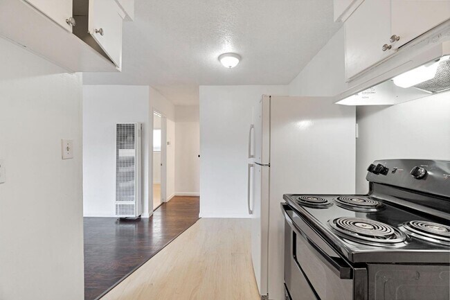 Foto del edificio - 1409 E Cambridge Ave