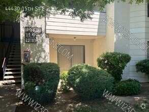 Building Photo - 44430 15th St E