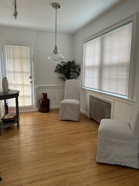 Building Photo - 5 Sayres Pl