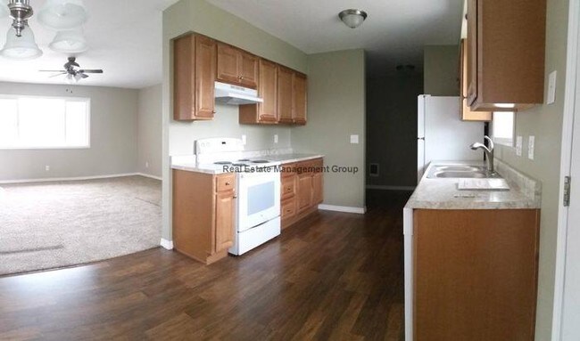 Foto del edificio - 2405 W Central Ave